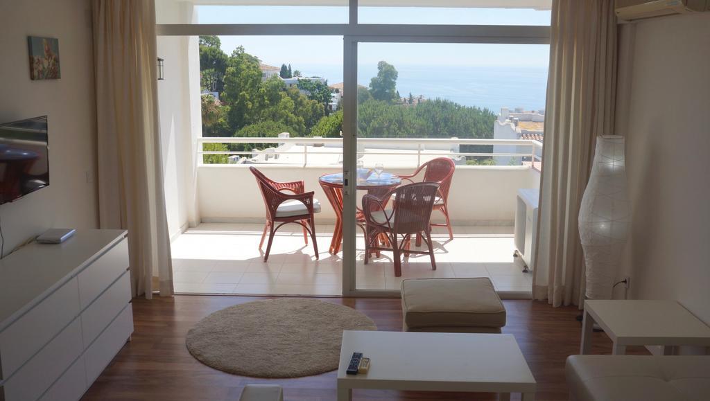 Sea View Apartment In Miraflores Sitio de Calahonda Bagian luar foto